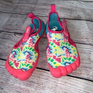 Girls Size 13 Newts Water Shoes